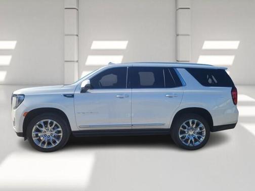 White Frost Tricoat 2024 GMC Yukon Denali