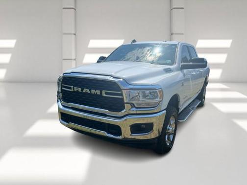 2022 RAM 2500 Big Horn Crew Cab 4x4 6'4' Box