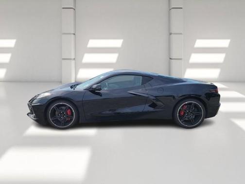 2025 Chevrolet Corvette Stingray w/2LT