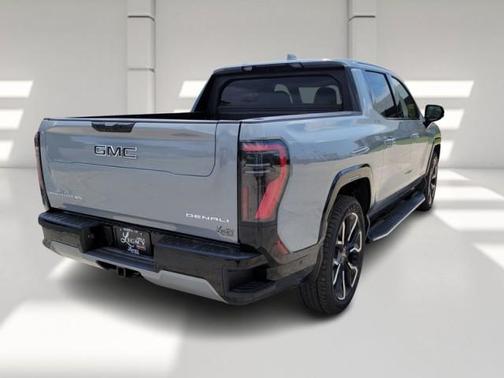 2025 GMC Sierra EV Extended Range Denali