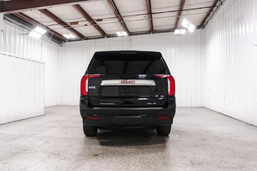 2023 GMC Yukon XL SLE