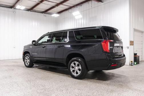 2023 GMC Yukon XL SLE