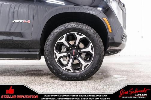 2025 GMC Yukon XL AT4