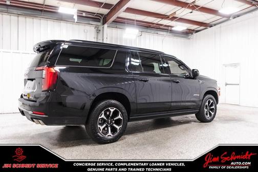 2025 GMC Yukon XL AT4