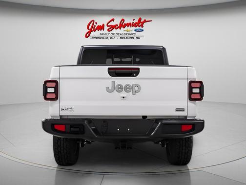 2021 Jeep Gladiator Overland