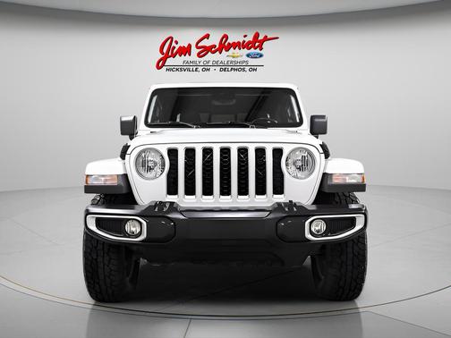 2021 Jeep Gladiator Overland