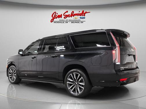 2023 Cadillac Escalade ESV Sport Platinum