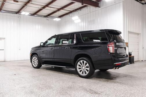 Black 2023 Chevrolet Suburban Premier
