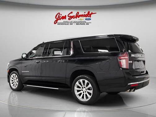 Black 2023 Chevrolet Suburban Premier