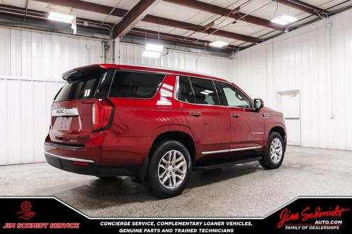 2023 GMC Yukon SLT