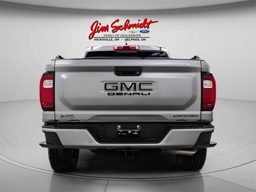 2025 GMC Canyon Denali