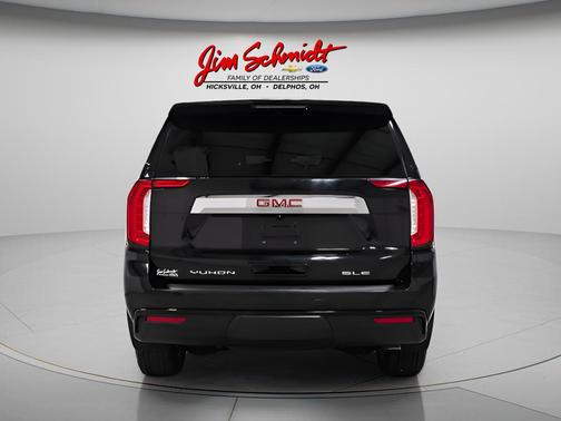 Onyx Black 2022 GMC Yukon SLE