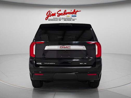 Onyx Black 2022 GMC Yukon SLE