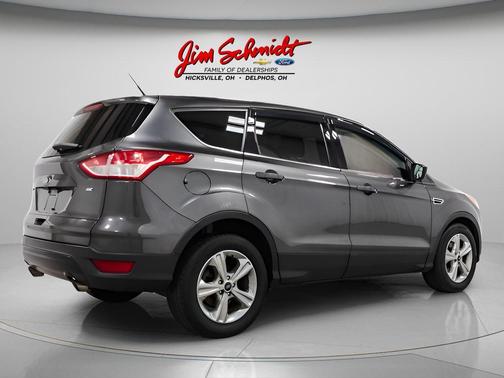 Magnetic 2015 Ford Escape SE