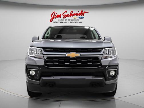 Satin Steel Metallic 2022 Chevrolet Colorado LT