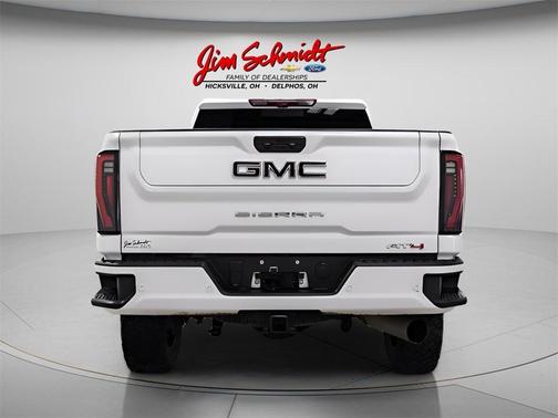 2024 GMC Sierra 2500 AT4