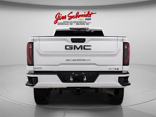2024 GMC Sierra 2500 AT4