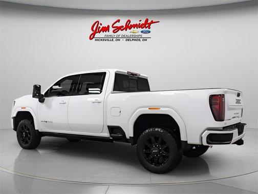2024 GMC Sierra 2500 AT4