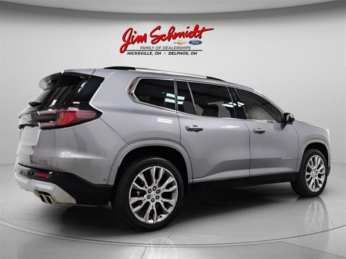 2024 GMC Acadia Denali