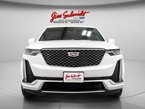 Crystal White Tri-Coat 2023 Cadillac XT6 Luxury AWD