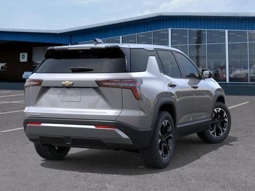 Sterling Gray Metallic 2026 Chevrolet Equinox LT