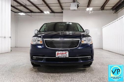 2015 Chrysler Town & Country Touring-L