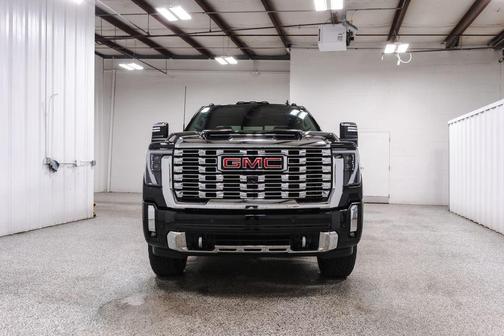 Onyx Black 2025 GMC Sierra 2500 Denali