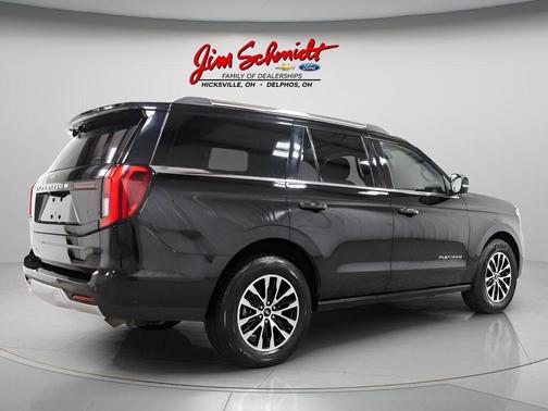 Agate Black Metallic 2025 Ford Expedition Platinum