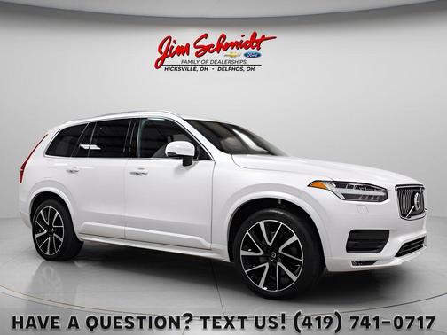 2022 Volvo XC90 T6 Momentum 7 Passenger
