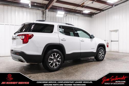 2023 GMC Acadia SLE