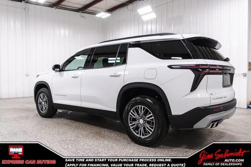 2024 Chevrolet Traverse LT