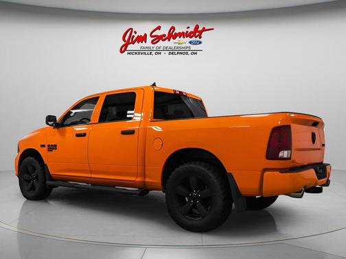 Ignition Orange Clearcoat 2019 RAM 1500 Classic Express