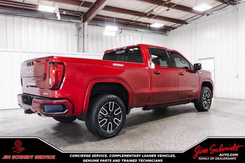 2025 GMC Sierra 1500 AT4