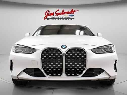 Mineral White Metallic 2024 BMW 430 i