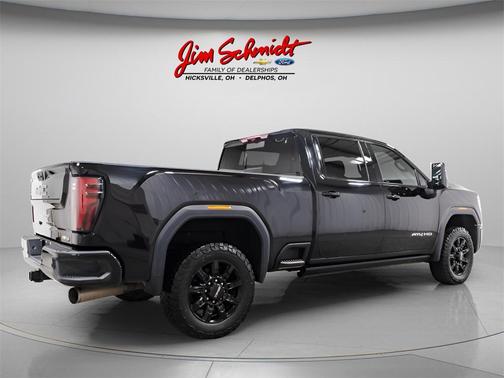 2025 GMC Sierra 2500 AT4