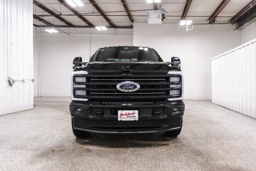 2025 Ford F-250 Platinum