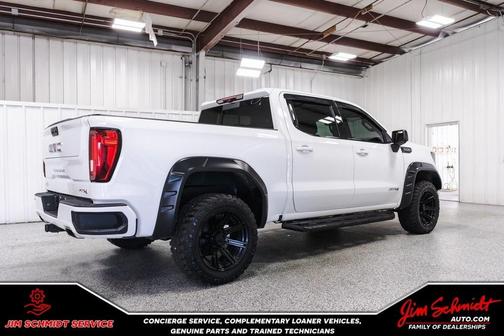2022 GMC Sierra 1500 AT4