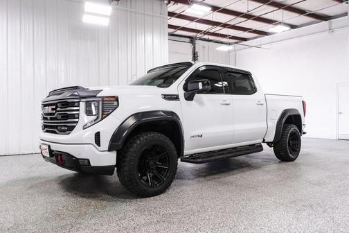 2022 GMC Sierra 1500 AT4