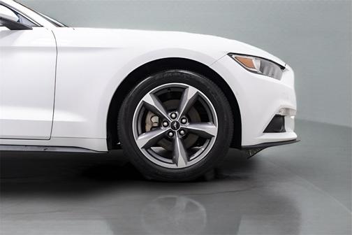 2015 Ford Mustang V6