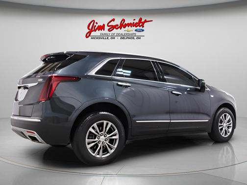 2022 Cadillac XT5 Premium Luxury