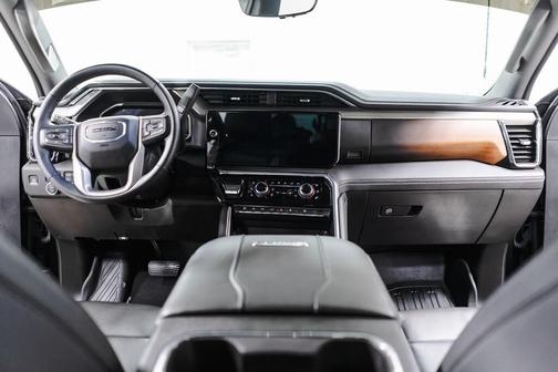 2024 GMC Sierra 2500 Denali