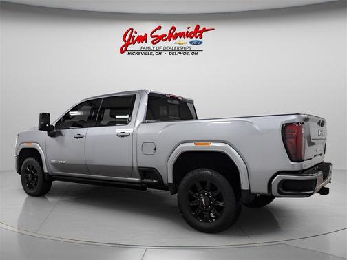 2024 GMC Sierra 2500 AT4