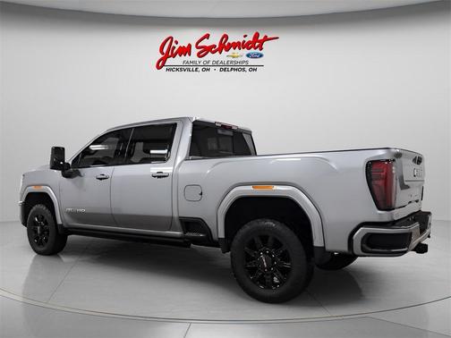 2024 GMC Sierra 2500 AT4