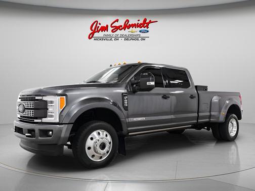 Magnetic Metallic 2019 Ford F-450 Platinum