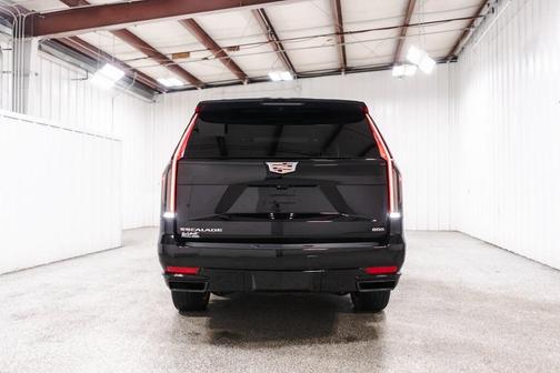 2023 Cadillac Escalade ESV Sport