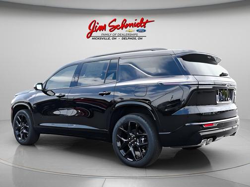 Mosaic Black Metallic 2026 Chevrolet Traverse RS
