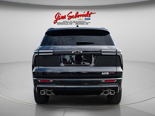 Mosaic Black Metallic 2026 Chevrolet Traverse RS
