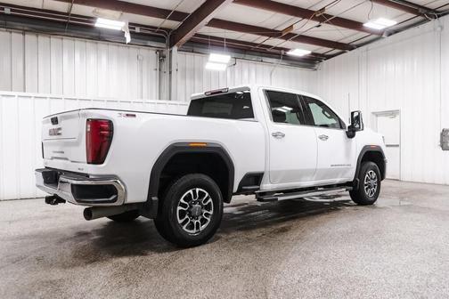 2024 GMC Sierra 2500 SLT