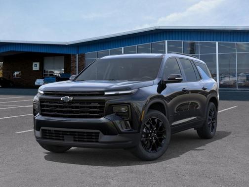 Mosaic Black Metallic 2026 Chevrolet Traverse LT