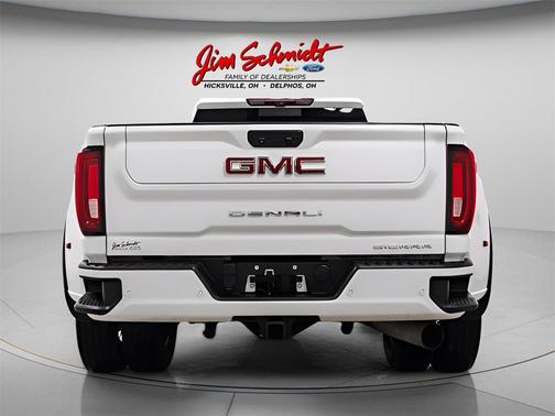 2023 GMC Sierra 3500 Denali